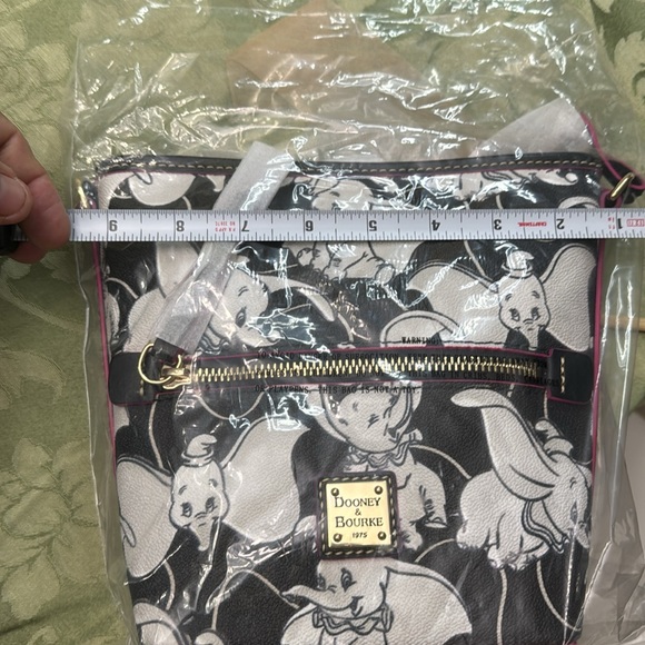 Dopey Bourke dumbo crossbody Disney new - Picture 8 of 10